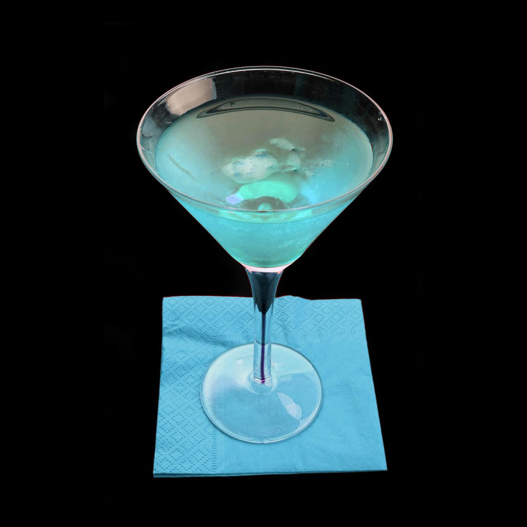 180 pack blue color Paper material Cocktail napkins 2-ply construction Sleek design Sophisticated