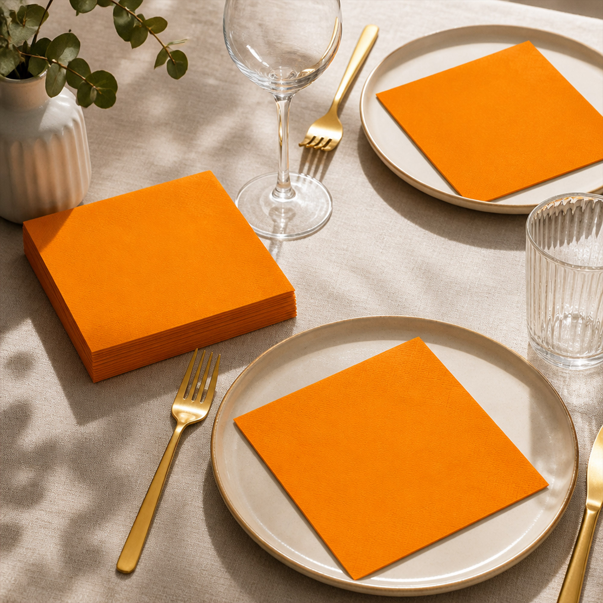 Hosting a Crowd: The Thanksgiving Paper Checklist